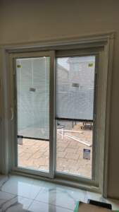 sliding door with miniblinds