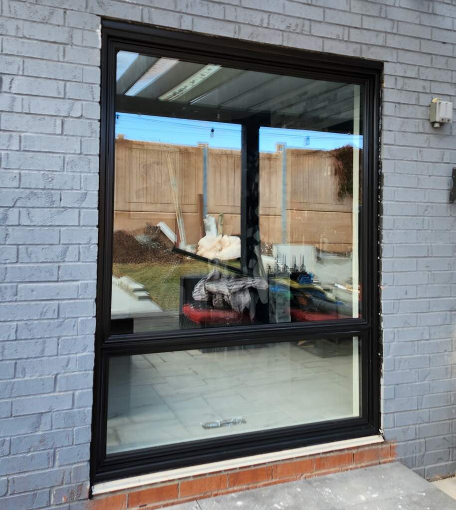 Triple pane vinyl windows for Calgary weather